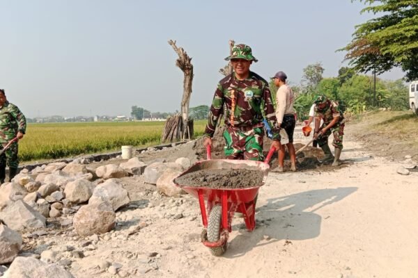 Pembangunan Talud di Parangjoro Jaga Jalur Utama Aktivitas Masyarakat